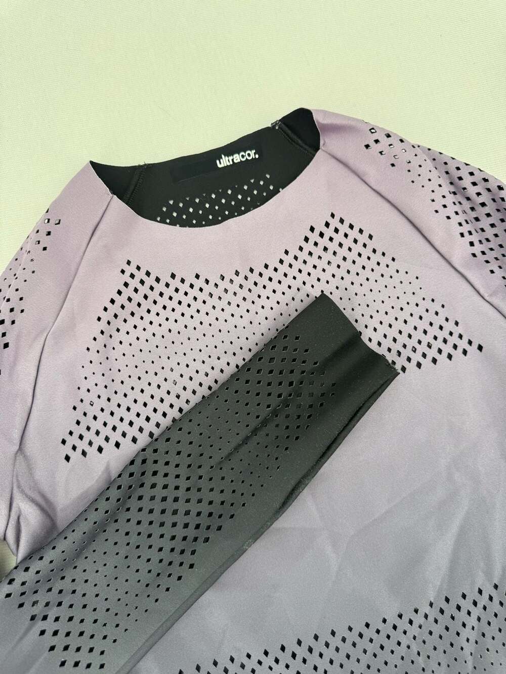 Ultracor Long Sleeve Top Size S Purple Ombre Perforated Athletic